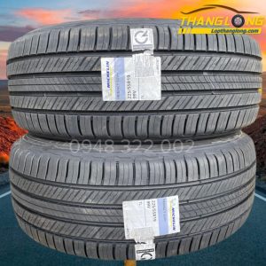 225-55-R19-lop-o-to-Michelin-prymacy-suv+